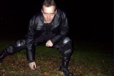 Playing in the cemetary, stalking my supper.  Yummy!